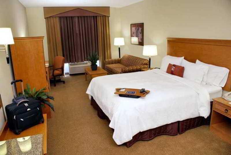 Hampton Inn & Suites Mountain View Room photo